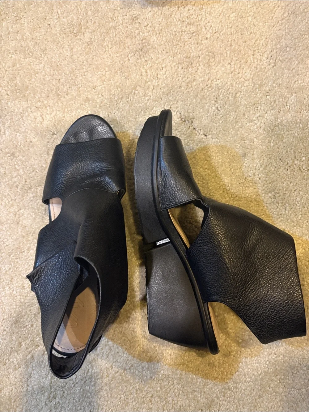 Naya “Seeker” Black Leather Open-Toe Wedge Sandals-Size 11
